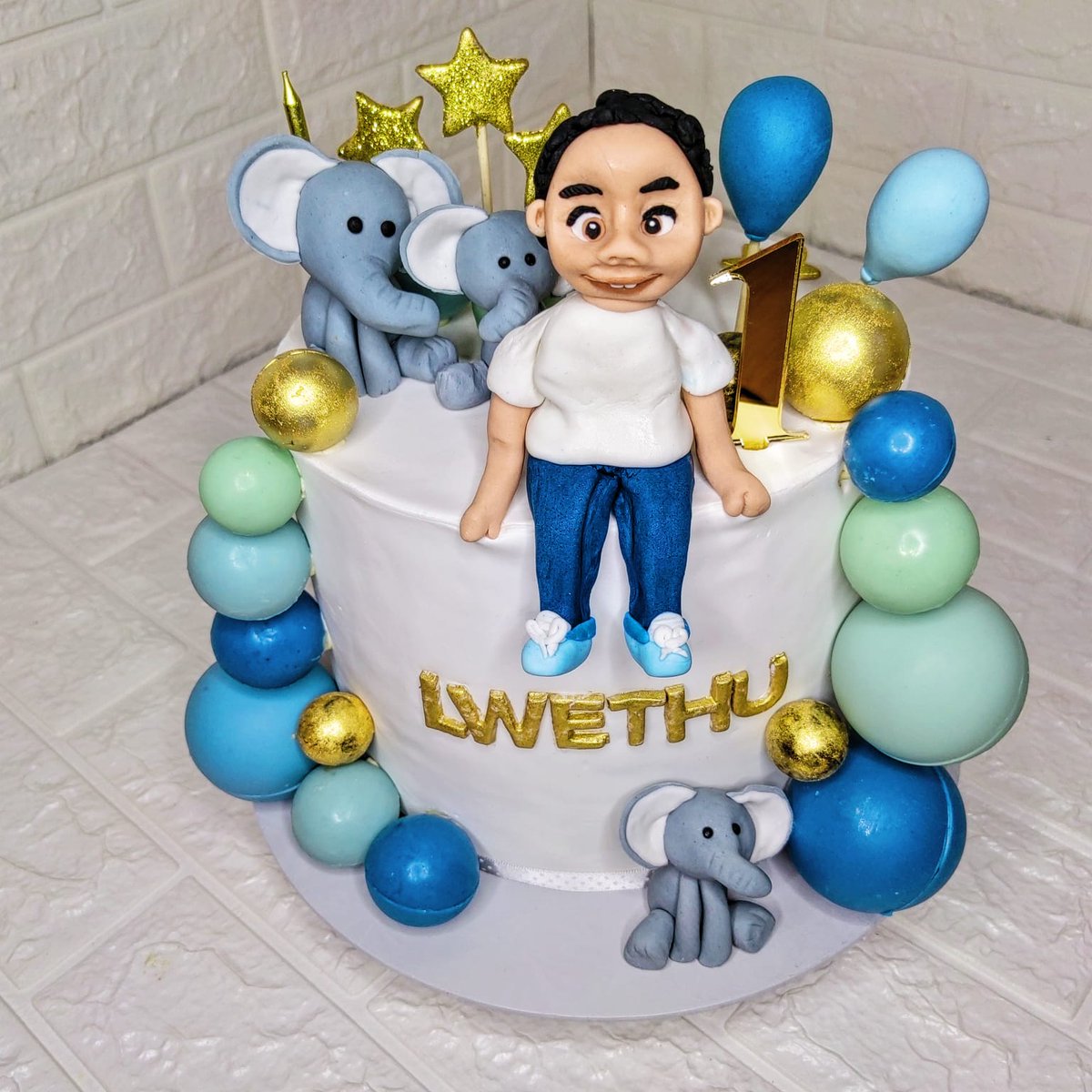 lapearlsconfec's tweet photo. Birthday Cake for Boys
Delivered @Newtown, Johannesburg
#bidthday #newtown #lapearlsconfec #johannesburg #birthdaycakeforboys https://t.co/pBxMCq33hi