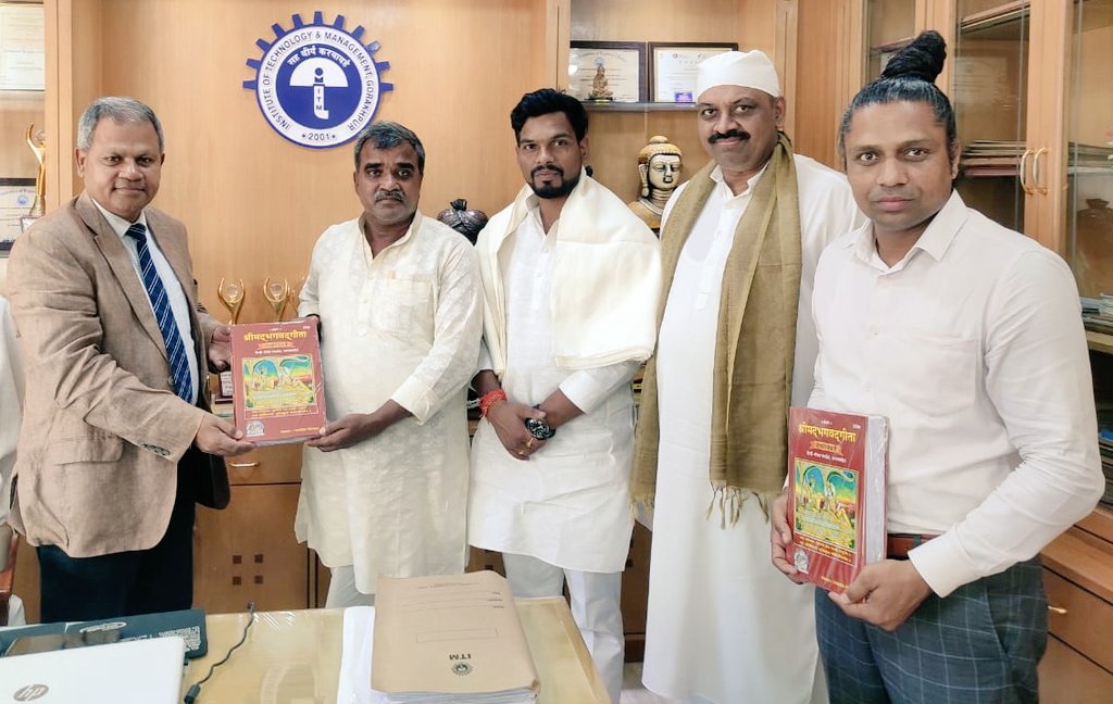 DrVijayTiwariJi's tweet photo. #MahaYogiSena
@ShashiP73384211
Block Pramukh & Mandal Adhyaksh BJP of #PaliBlock visited @itmgkpofficial for creating #SelfEmployedCEOs
@PMOIndia @CMOfficeUP @EduMinOfIndia @MGUGOfficial @AKTU_Lucknow @Dm_Gorakhpur @ugc_india @AICTE_INDIA @AIUIndia
#Security #CyberNews https://t.co/w6HOPXqmji