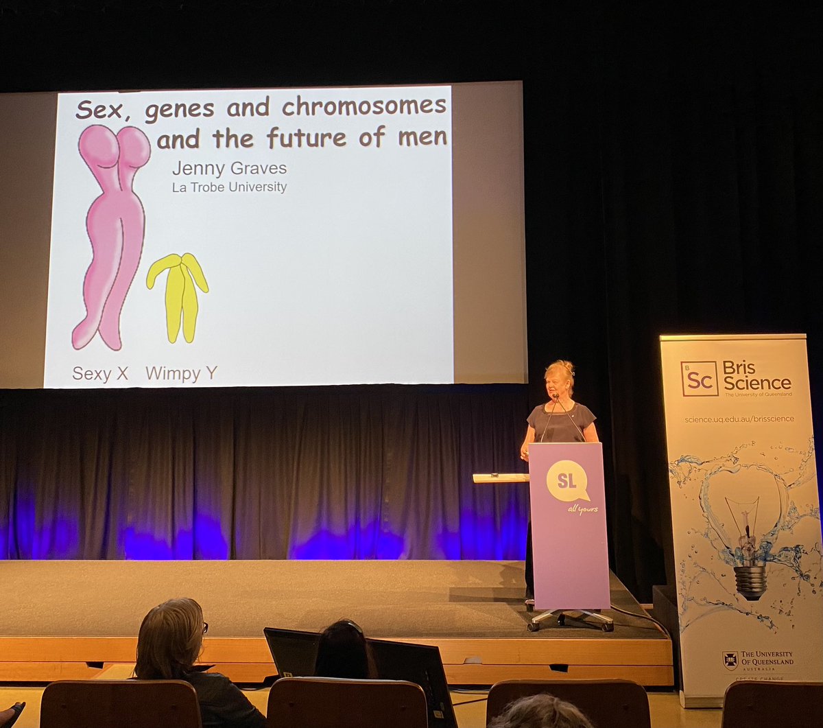 Phenomenal #BrisScience public lecture tonight! Super engaging talk from <a href="/ProfJennyGraves/">Jenny Graves</a> on the evolution of sex determination, and the origin and fate of sex chromosomes, through her work in non-traditional animal models (platypus,🦘,🐘 etc.)