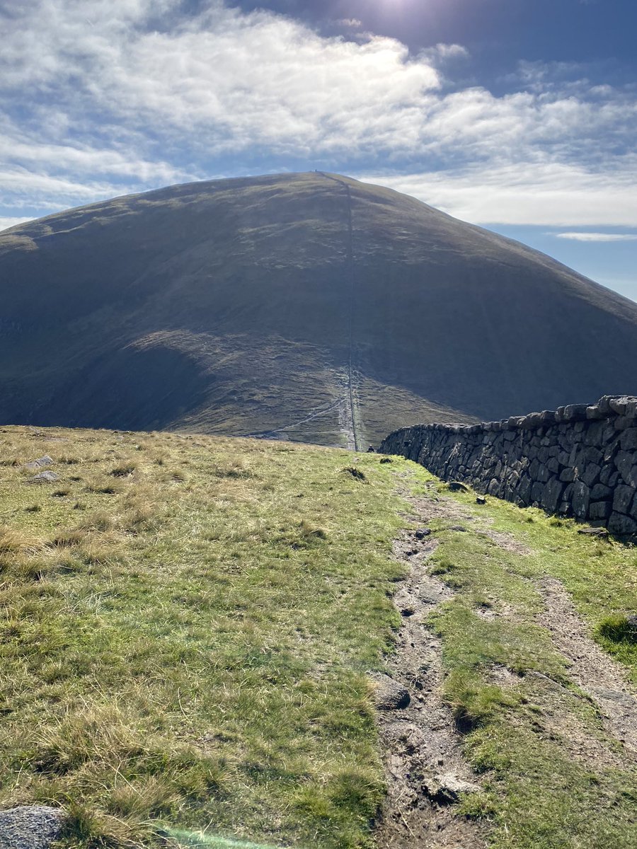 rbell596's tweet photo. My self care activity for the weekend! Favourite place in the world 🏔🥾 #ourweecountry #mournemountains https://t.co/6SMkxxZ4N2