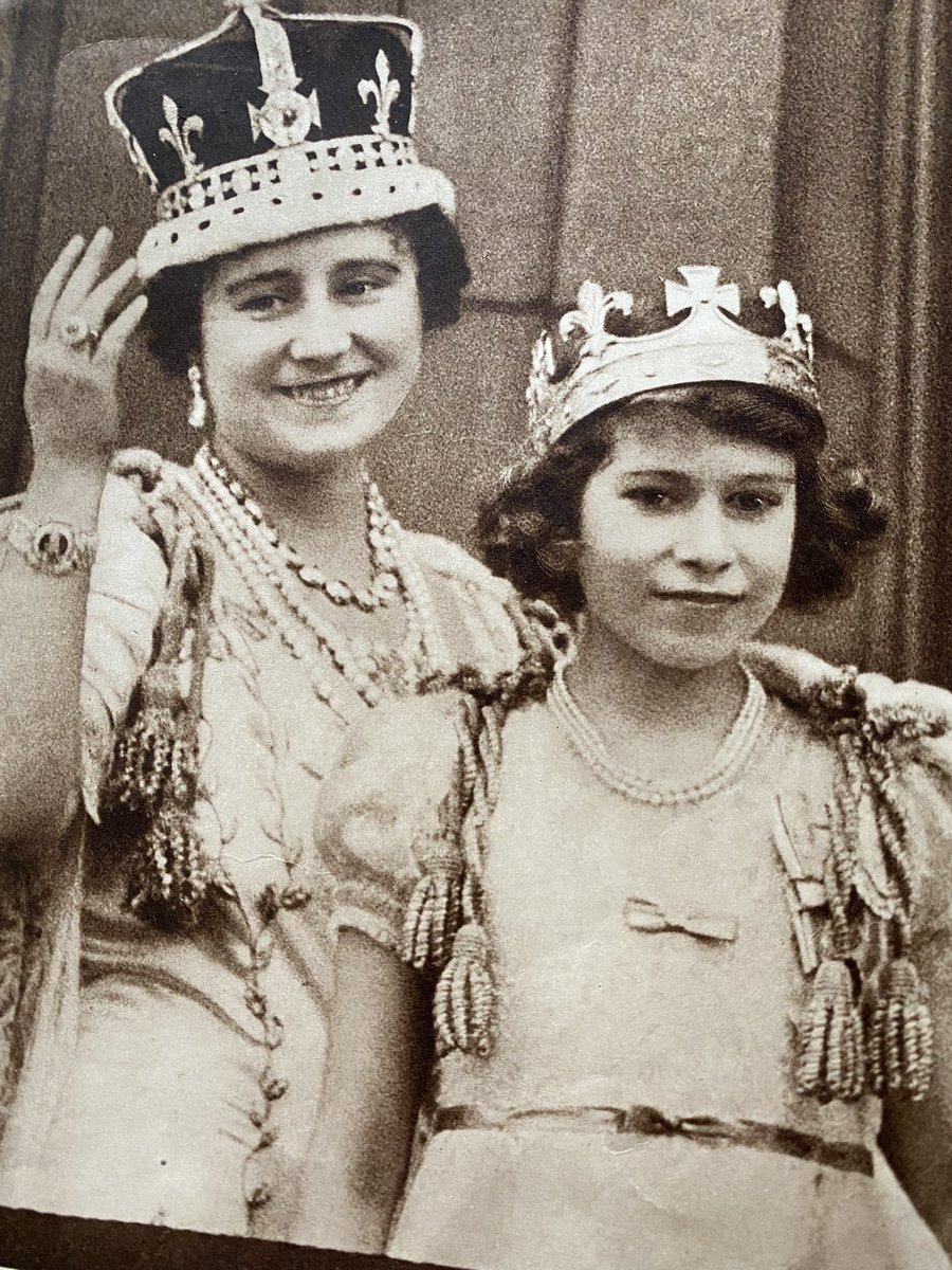 LouiseDuffy92's tweet photo. My grans got an original Coronation book from when she was wee regarding the late Queen🙈 it’s still in once piece but very old. Look at this 👑 #QueenElizabeth https://t.co/If6mjbRhjs