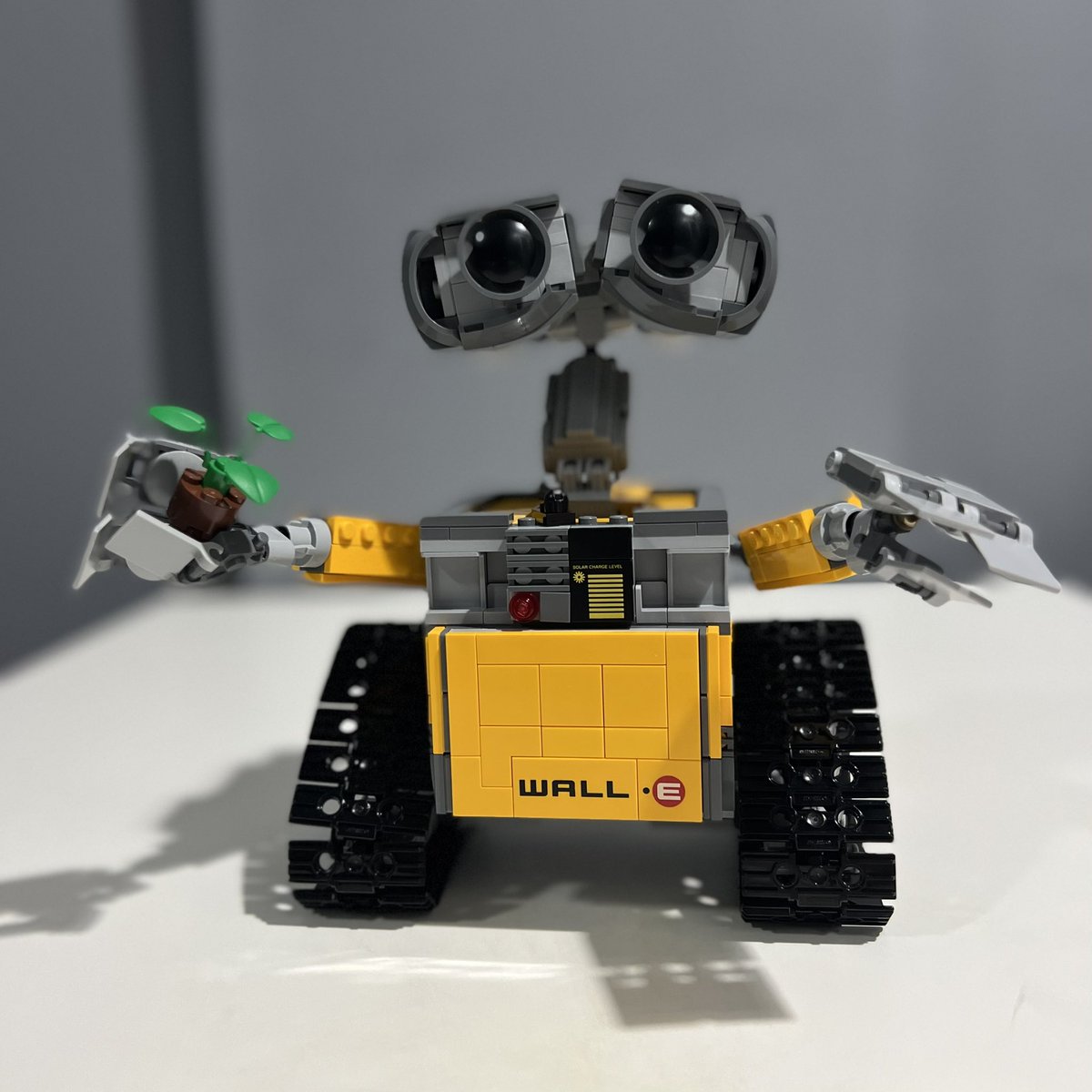 MrHikerBricks's tweet photo. Wall-E! 😍 #lego #walle #disneywalle #legoideas #legowalle #afol #mrhikerbricks #legoph #legophilippines https://t.co/wfNiBq5uXE