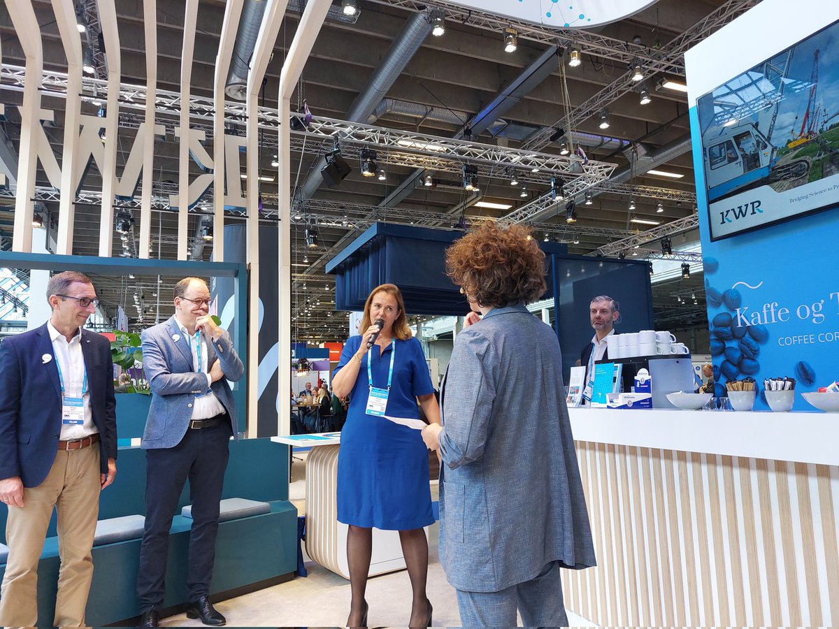 r_bartholomeus's tweet photo. "Proud to work together with all water partners in the #CollectiveResearch on #water in the #circulareconomy" #KWRandFriends @KWR_Water https://t.co/AymmoQb4Jc