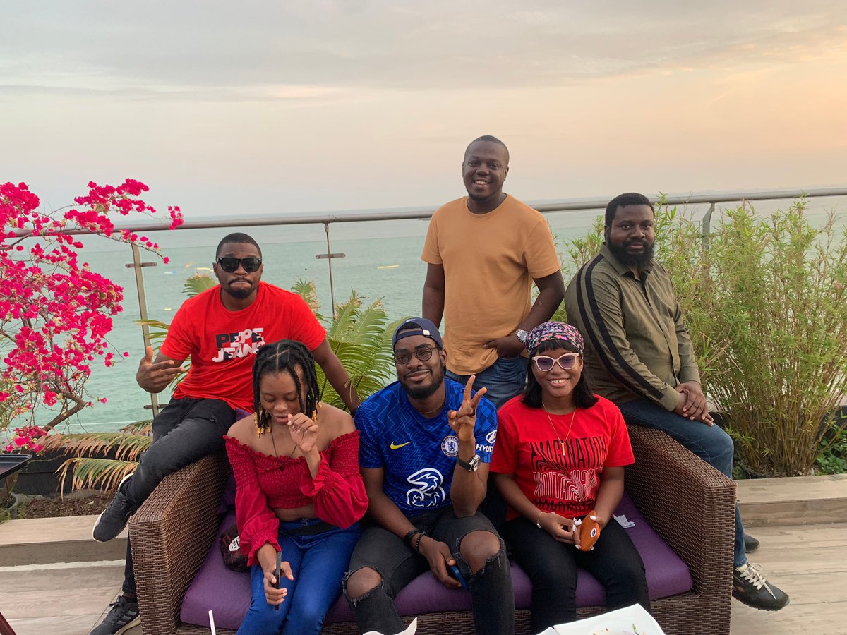 moniepoint's tweet photo. Fuelling creativity the Apt way.
This weekend, our Lagos Product Design team took a break from creating user experiences on Figma to immersive gaming experiences, and we can't get over their glowing faces.
#TeamApt #Aptians https://t.co/x7PPcUhje2