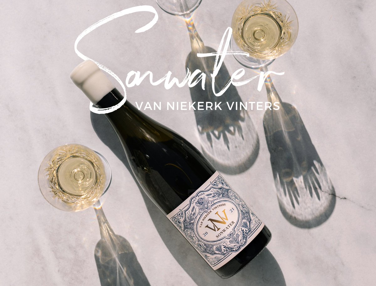 briceandburnett's tweet photo. Assistant winemaker of @crystallumwines and @ThorneDaughters, Albert van Niekerk, has created a wonderfully concentrated and pure Swartland Chenin-based blend, scoring a well-deserved 95 points from @ChristianEedes for the maiden release. https://t.co/ltv8WFdLmV https://t.co/2J8hEdhmhH