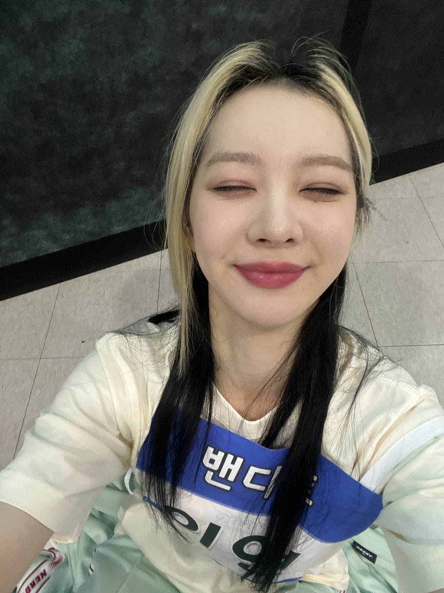 [#이연] 아육대사진 이거밖에 없다 헿 ❤️
#밴디트 #BVNDIT