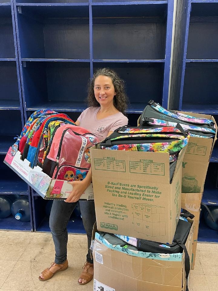 Pathways_ofHope's tweet photo. We cannot thank NCL Fullerton enough for their amazing support of the families we serve!!
Their donation of backpacks will make children excited for the cool designs and their parents grateful for the generous support ❤️
@nclincfullerton
#PathwaysPassion
#BackToSchool https://t.co/5RxXS5J9BW