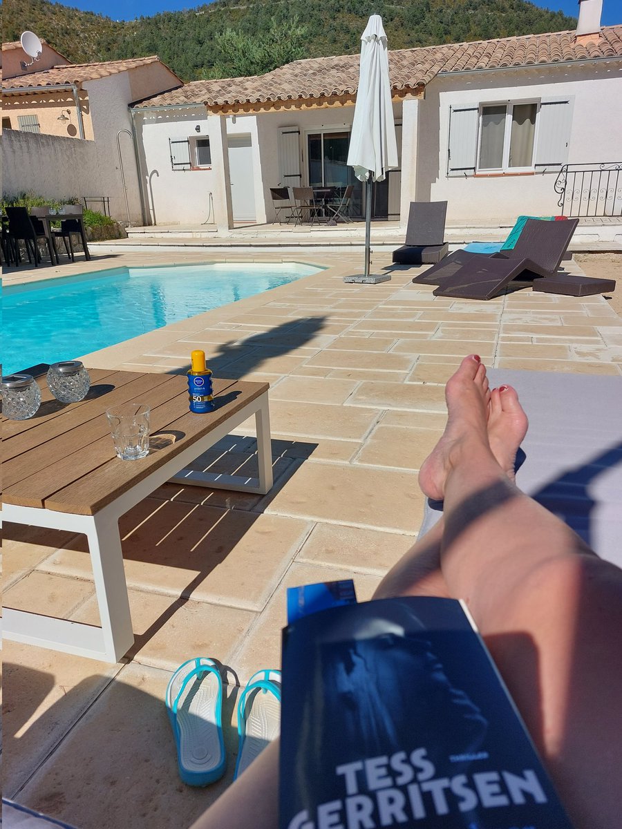 Ptje_VB's tweet photo. Ik klaag niet.... #vakantie #Castellane https://t.co/VdHAXVOgKE