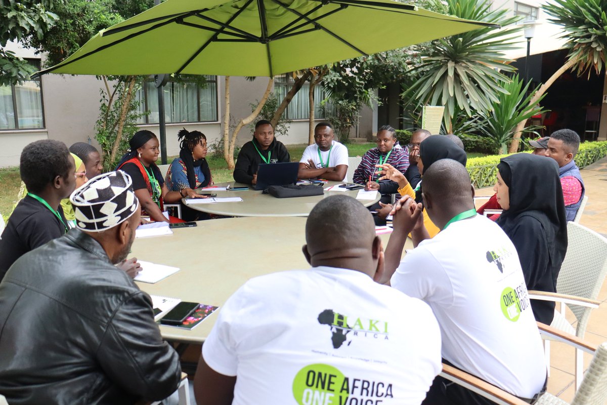 FridaBaiye's tweet photo. I was part of this historic NAIROBI DECLARATION issued at the end of the three day AFRICA HUMAN RIGHTS AND SECURITY ACCOUNTABILITY SYMPOSIUM OF CIVIL SOCIETY ORGANIZATIONS AND THE AFRICAN UNION in Nairobi,Kenya
#HumanRights
#frontlinedefender
#AU
#hakiafrica
#BAWACCameroon https://t.co/VqpXOk7cgP