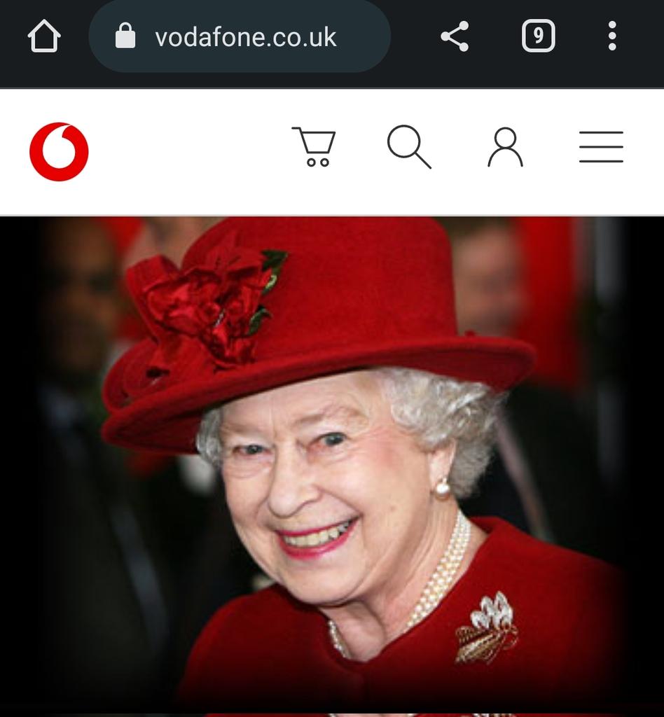MartinDigon's tweet image. Top marks to Vodafone for using an image of the Queen wearing their brand colour.