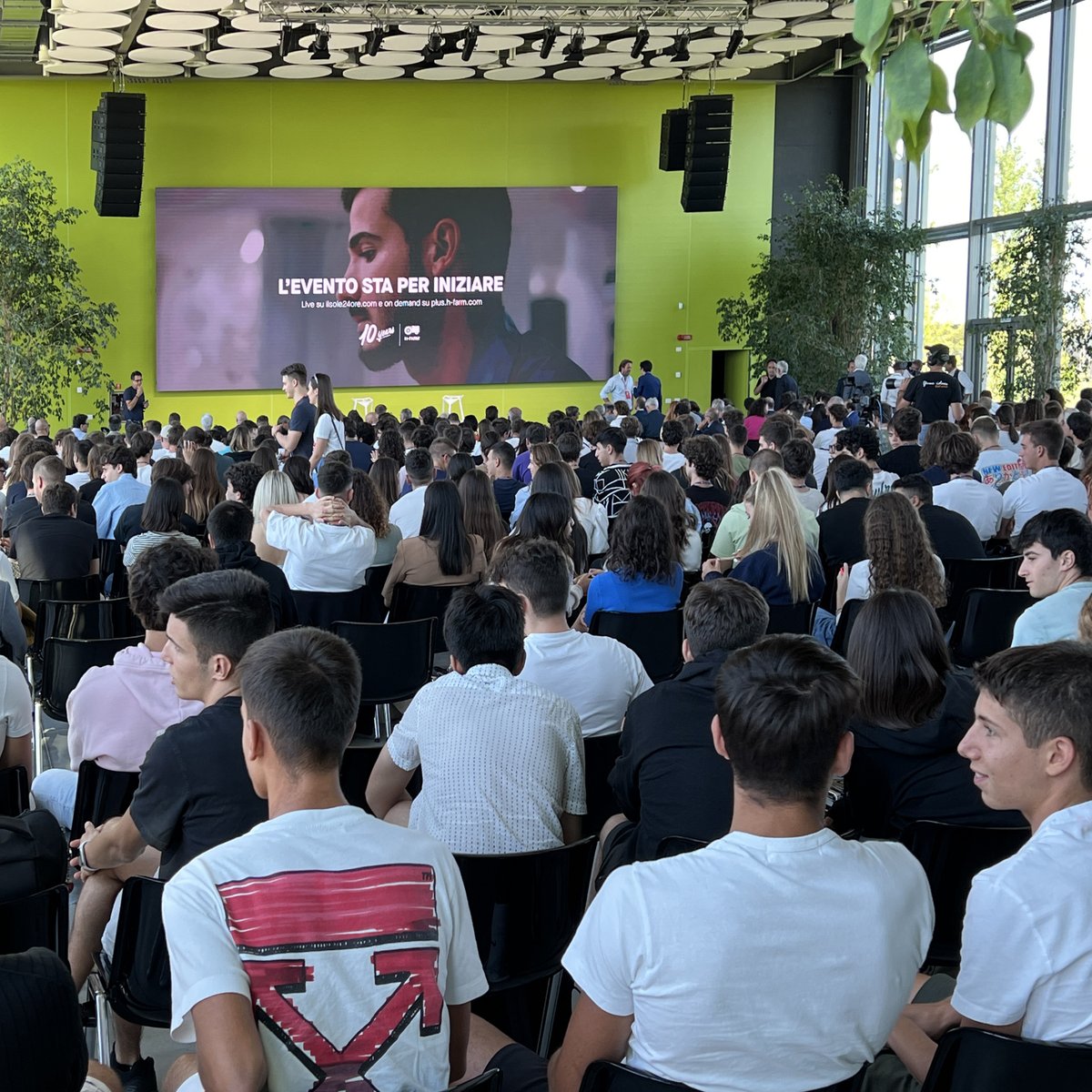 ondealte's tweet photo. Il 13/09/2012 il Governo italiano pubblica “Restart, Italia!”, un insieme di provvedimenti a favore dell’economia digitale italiana, stilati a @hfarmspa. Oggi, dopo 10 anni, siamo nel luogo dove tutto è iniziato per per percorrere gli effetti e immaginare il futuro che verrà https://t.co/8a62rODvtP