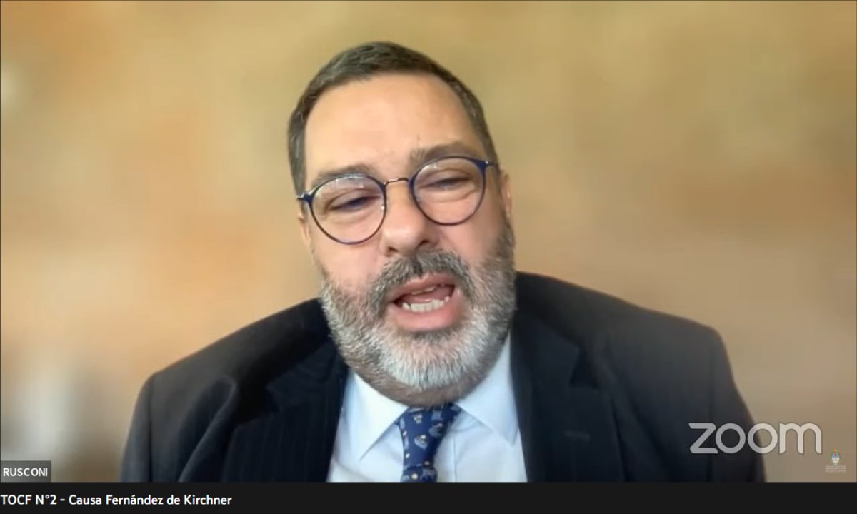 #ENELAIRE <a href="/ClavellinoM/">Marcos Clavellino 🇦🇷</a>
"Todos sabemos que los fiscales no han sido objetivos" 🔈 El defensor Maximiliano Rusconi, criticó duramente a fiscales y jueces en la causa Vialidad en <a href="/radioulaplata/">Radio UNLP</a>