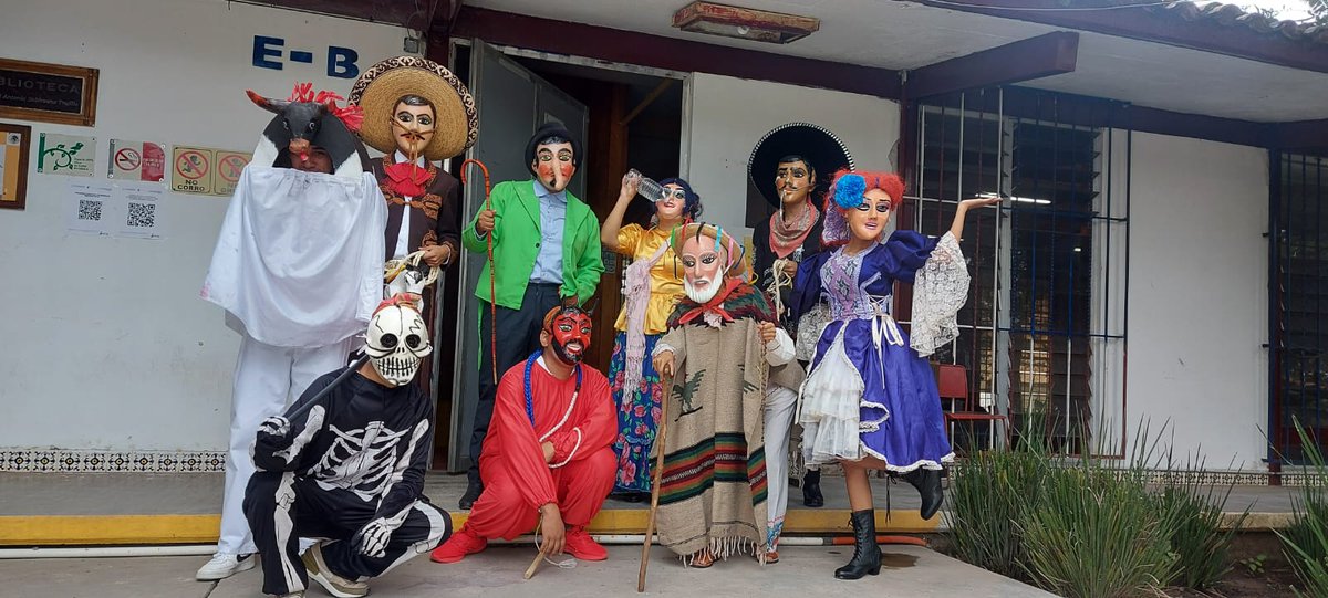 itesicomunica's tweet photo. #ComunidadTegnológica del @itesicomunica del @TecNM_MX, el selectivo de danza Folklórica participó en el #ENAC2022 de #TecNM en Tuxtla Gutiérrez, Chiapas del 08 al 12 de septiembre, lugar que se ganó con participación en San Juan del Río Querétaro #SoyITESI #TodoSomosTecNM #Búhos https://t.co/EYeRpo1jjQ