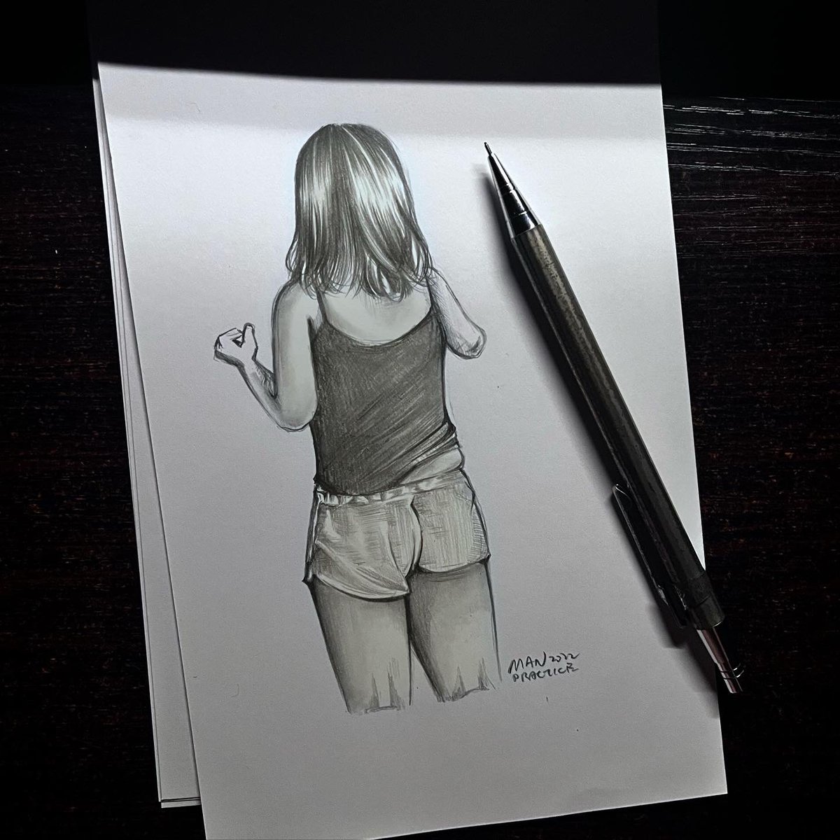 manchiart1's tweet photo. Pencil sketch by Manchiart
-
<The Belgium>
Y:2022
M: pencil / paper
E: 1
P in HKD: DM
-
#sketch #art #paint #painting #draw #drawing #sketches #artwork #畫畫 #sketching #畫 #手繪 #插畫 #manchiart #girl #lady #leg #body #humanfigures #graphite #pencil #back https://t.co/kvAqkHDfBS