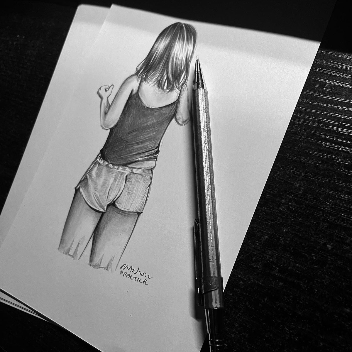 manchiart1's tweet photo. Pencil sketch by Manchiart
-
<The Belgium>
Y:2022
M: pencil / paper
E: 1
P in HKD: DM
-
#sketch #art #paint #painting #draw #drawing #sketches #artwork #畫畫 #sketching #畫 #手繪 #插畫 #manchiart #girl #lady #leg #body #humanfigures #graphite #pencil #back https://t.co/kvAqkHDfBS
