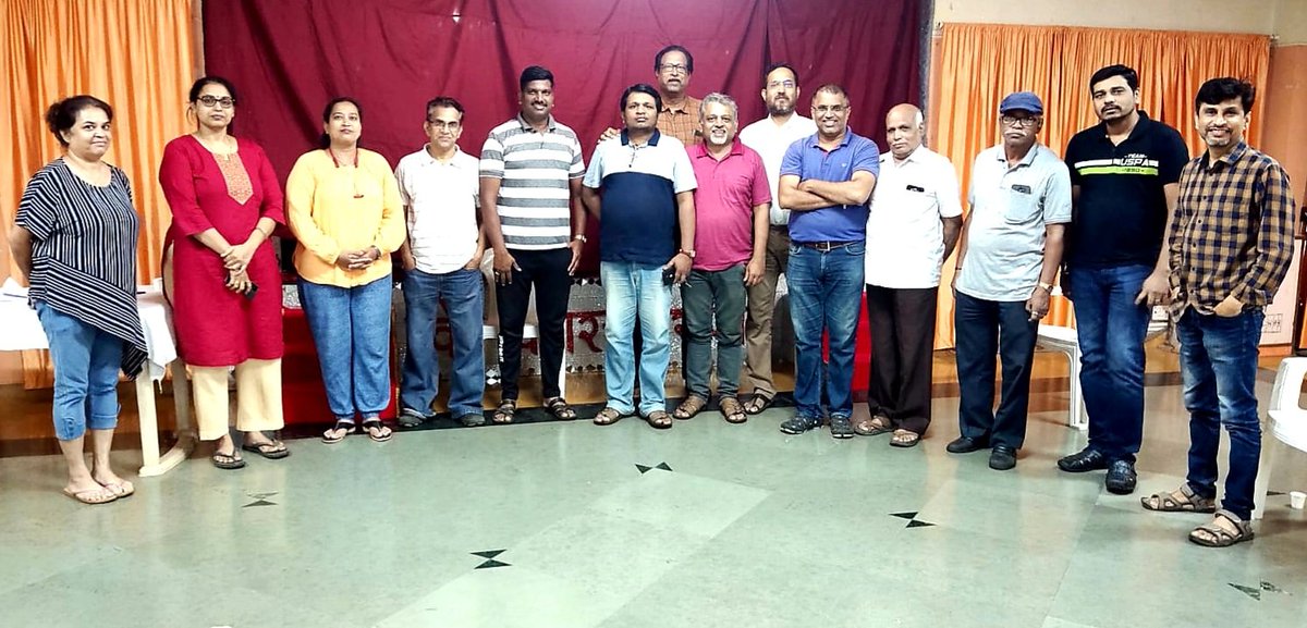 vedvihar_pune's tweet photo. Happy to announce that an action group ‘Ved Bhavan Parisar Manch (VBPM)’ has been formed by @vedvihar_pune  and neighbouring societies to act collectively on common causes in Vedbhavan area. The first meeting was held on 11/Sept @vedvihar_pune

#VBPM https://t.co/sQ4K5S9gPh