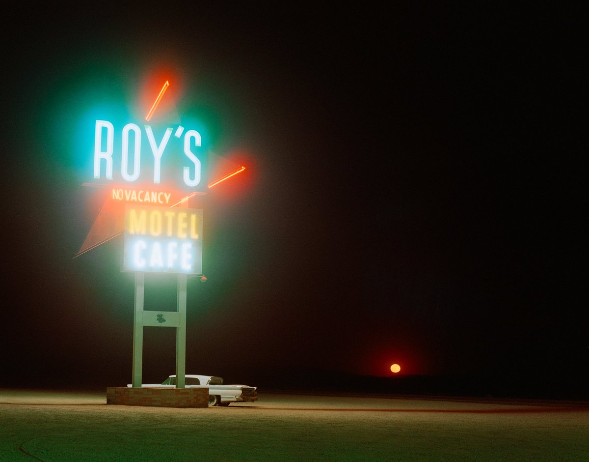 takeuchifilm's tweet photo. Nights on film https://t.co/atUxVeLF1W
