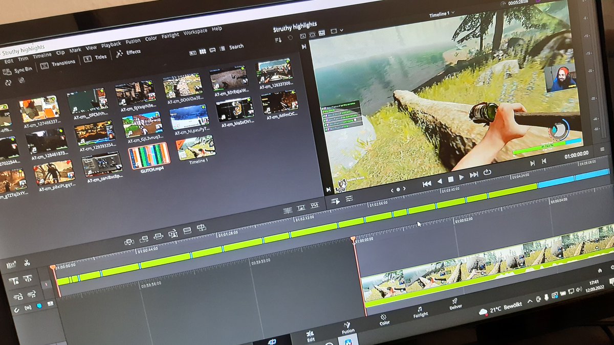 Might not be Premiere but still working 😂 <a href="/Amesvr/">Ames</a> go on hate on it 😂😂
#YouTube