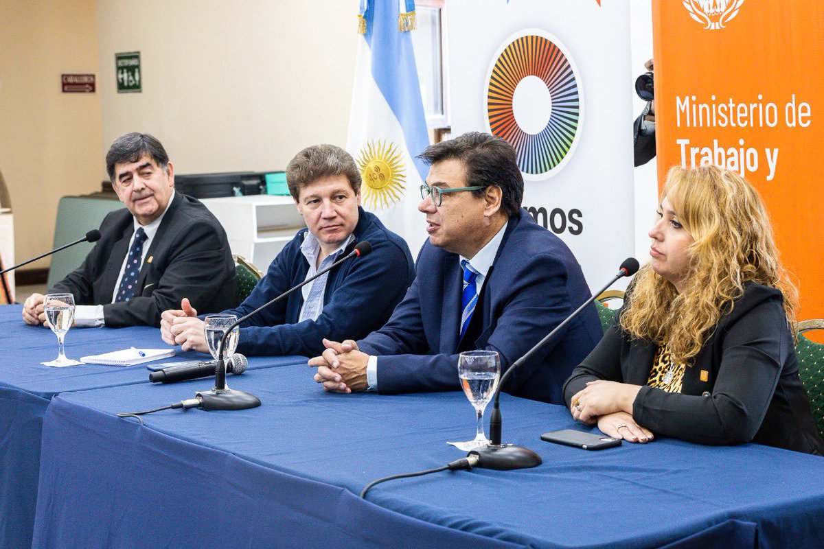 Ministerio de Trabajo y Empleo tweet media