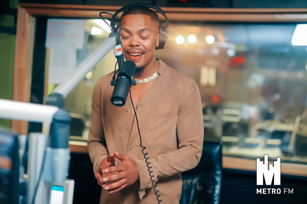 METROFMSA's tweet photo. Replenishment Monday , @HUSHSOUTHAFRICA  performing LIVE on #TheTouchDown #ReplenishmentMonday https://t.co/2DGCsWWWb0