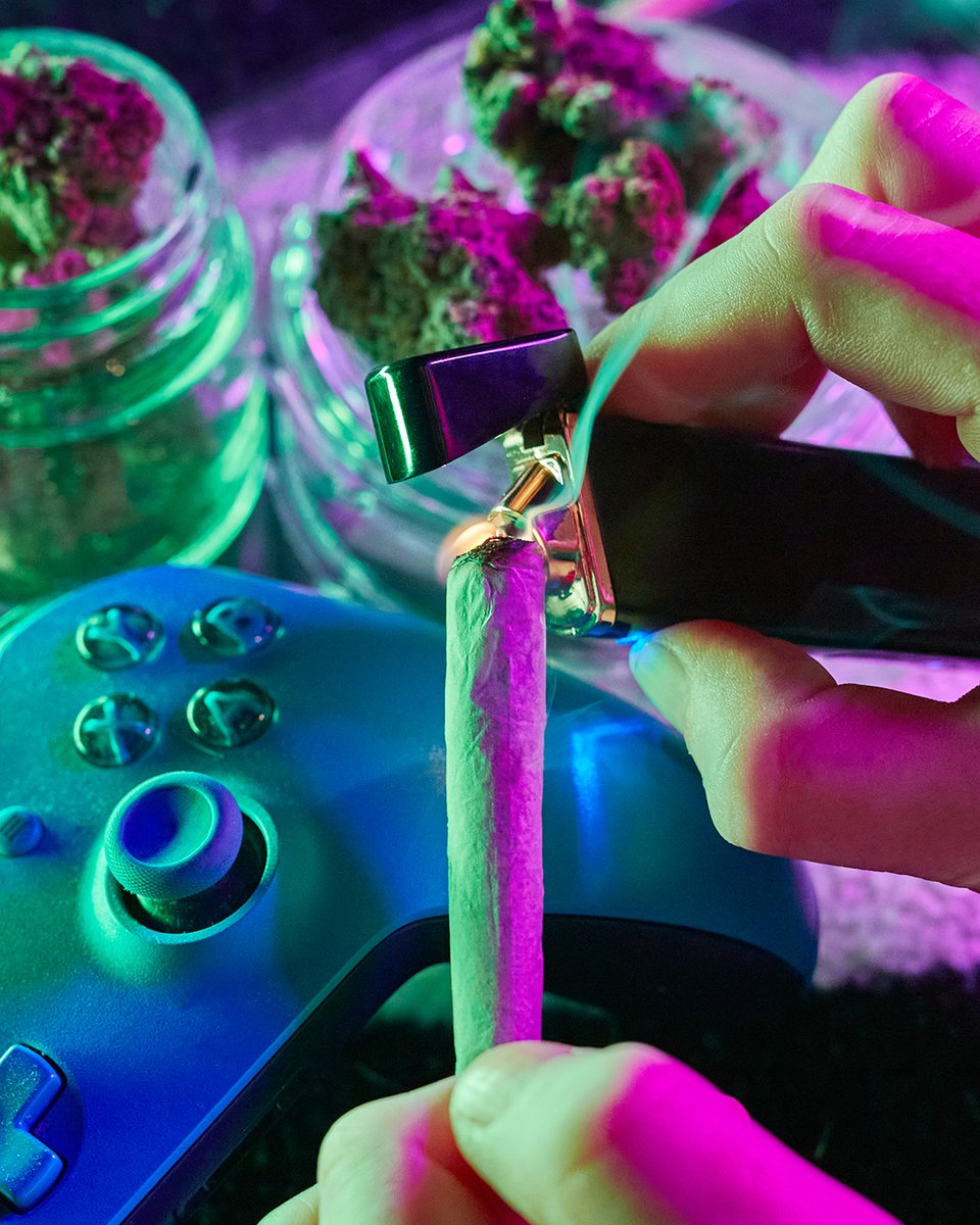 weedmaps's tweet photo. 🌿 + 🎮 = 🤩  

For our gamers, what's your favorite video game to play while baked? 🤔 Happy National #VideoGames Day https://t.co/5ESukenXf4