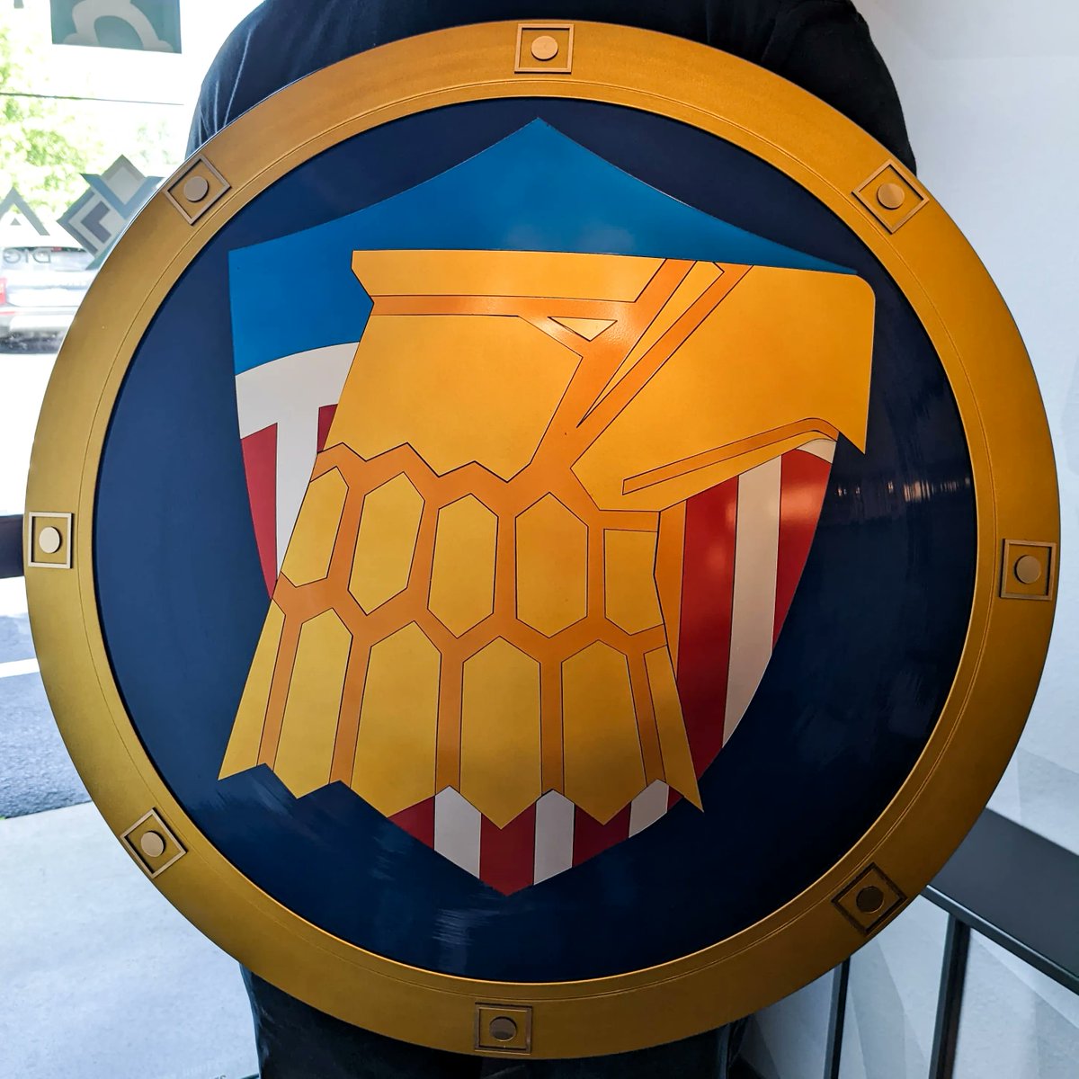 ComicSandwiches's tweet photo. One of the COOLEST custom shields we have done to date. What are your thoughts?

#customshield #captainamericashield https://t.co/nDzuMXLj76