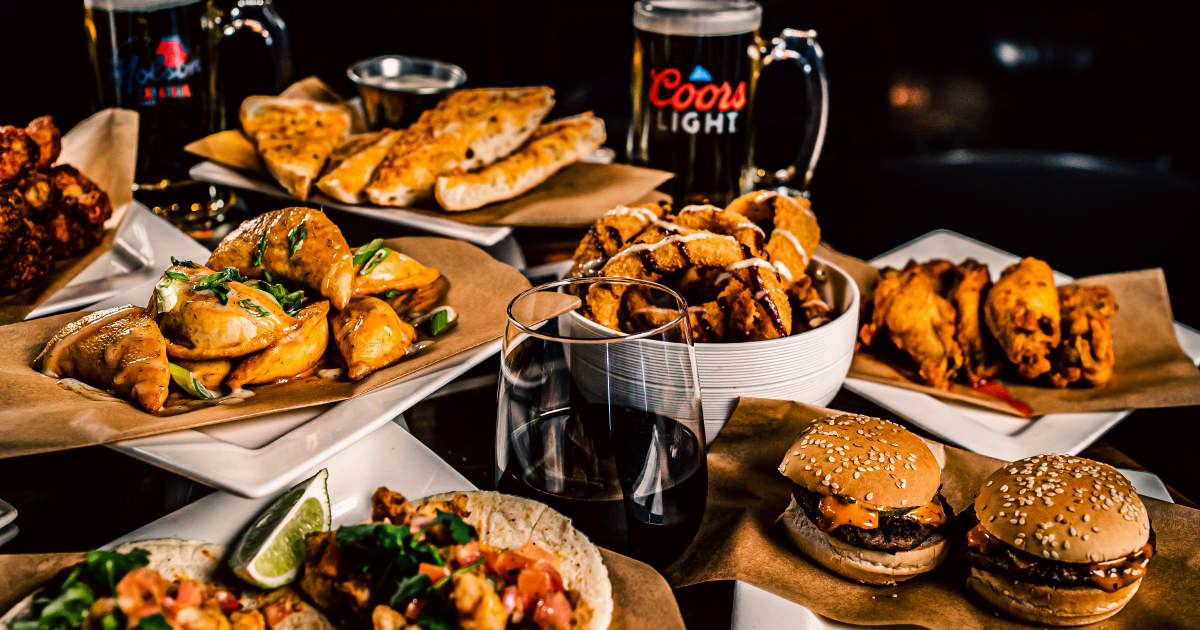 Shoeless Joe's Sports Grill tweet media