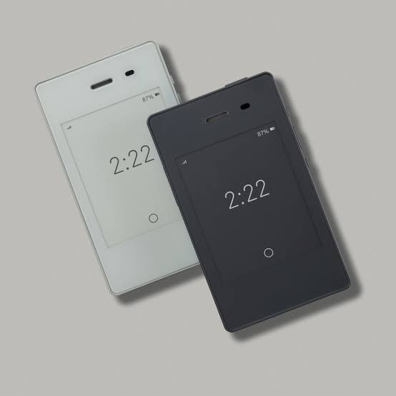 brawling_virago's tweet photo. This phone looks so good
@thelightphone
#AntiSmartPhone https://t.co/KwmyaJfzX6