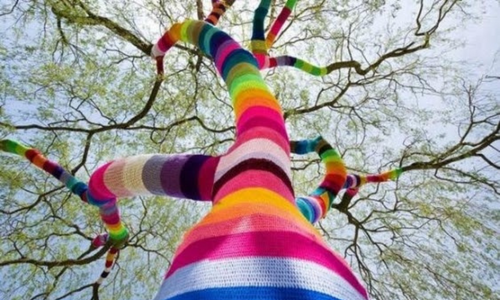 Calling all knitters, crochet-ers and crafters! 

The University of Denver is seeking volunteers to assist with a campus yarn bombing installation.

Learn more and volunteer here: volunteering.du.edu/need/index?s=1…