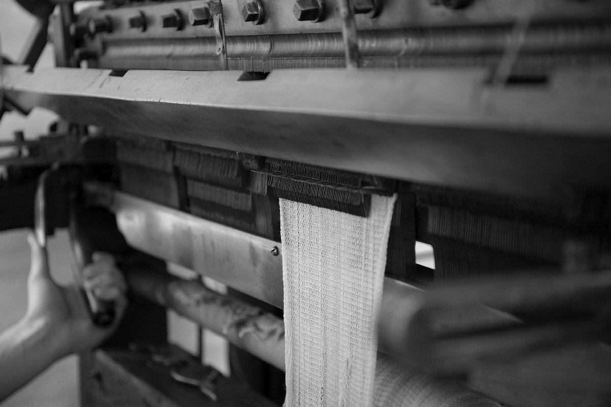 g_h_hurt's tweet photo. Heritage Open Day 2022 has come to an end ๐ข We were thrilled to see so many explore our beloved factory and learn about our rich heritage. We look forward to seeing you again next year!
.
#ghhurtandson #heritageopenday #nottingham #handframeknitting #heritage #opendays #artisan https://t.co/7XJtuGRlwk