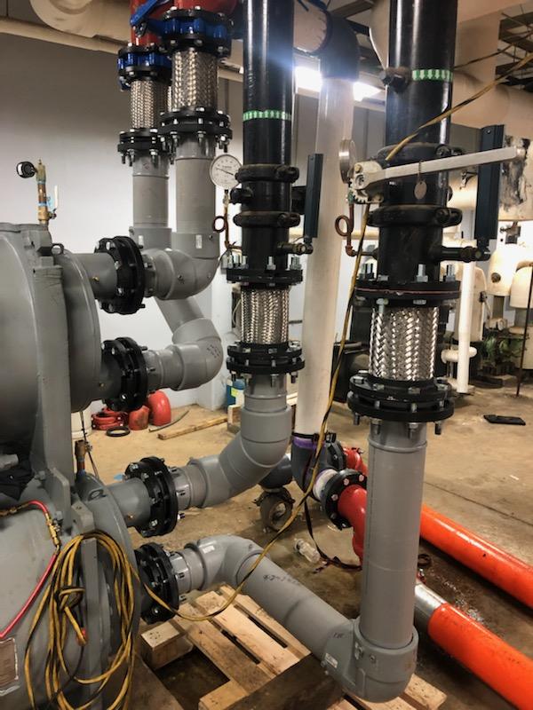 ThePowerTech's tweet image. Take a look at this customer's job well done installing a new air chiller at a university in South Carolina that was piped back with #NIRON #PPRCT pipe and fittings from Eastern's EPIC Division, and custom bolt packs from Eastern's Fasteners and Gaskets Division.