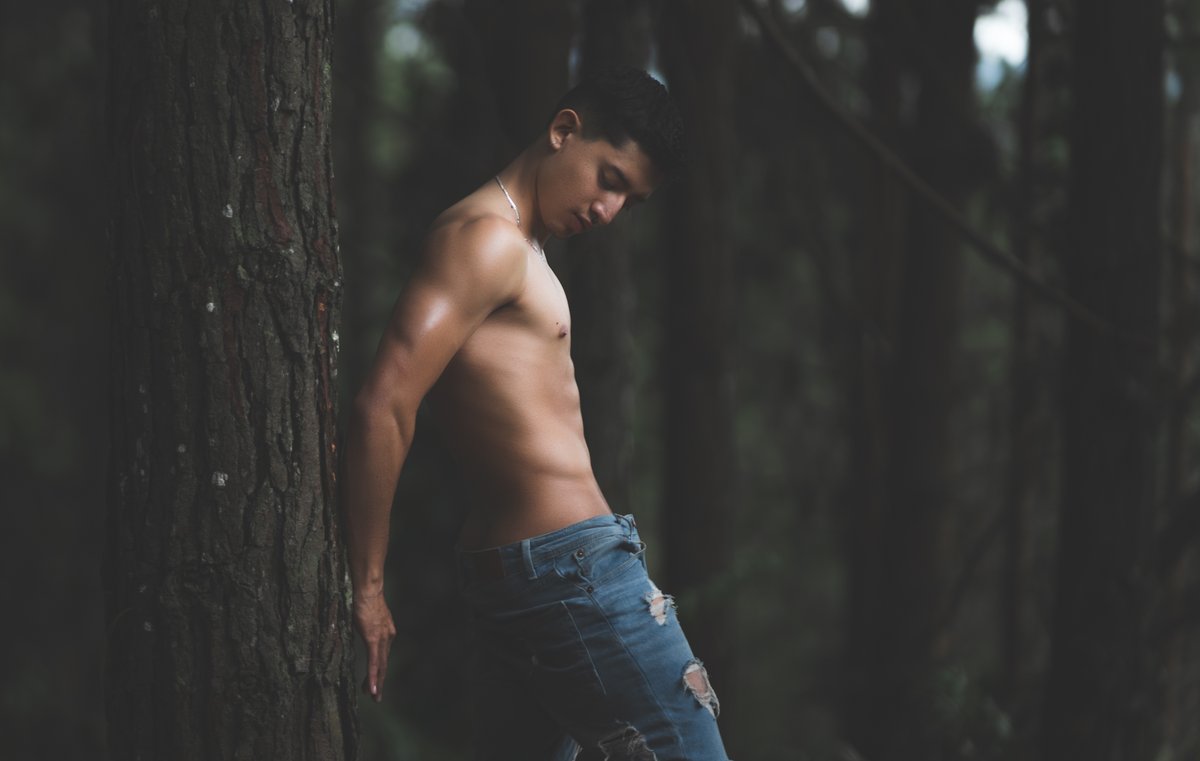 CkleinAgency's tweet photo. Adam forne...! it is online. @CkleinAgency @Flirt4Free @Flirt4FreeGuys https://t.co/YpQEt25gjb