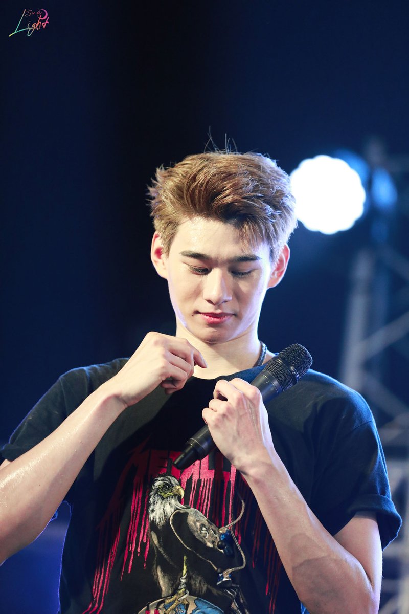 SeetheLight01's tweet photo. 20220831 JuniorATLAS | #MONSTRConcertFest
ตอนแรกก็นึกว่าหาอะไร ที่แท้ก็หาหัวใจมาให้เรานี่เอง
SeeTheLight หัวใจพี่จูนะคะ😍
#ATLASxMonstr
#ATLAS_th
#JuniorATLAS https://t.co/1I4dH6hQtQ