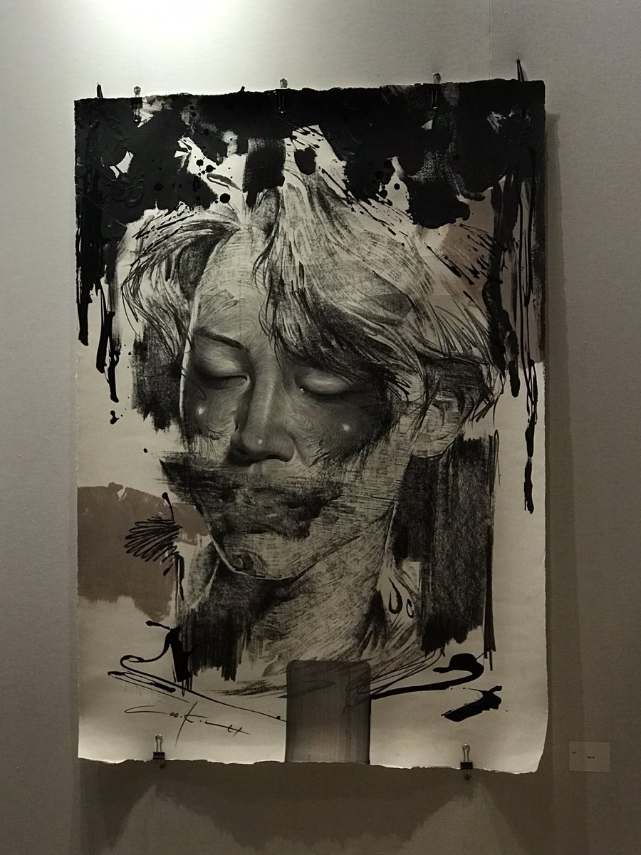 94joonLYs's tweet photo. la otra vez fui a ver la pintura de jimin~ https://t.co/bZbkzQf6yf
