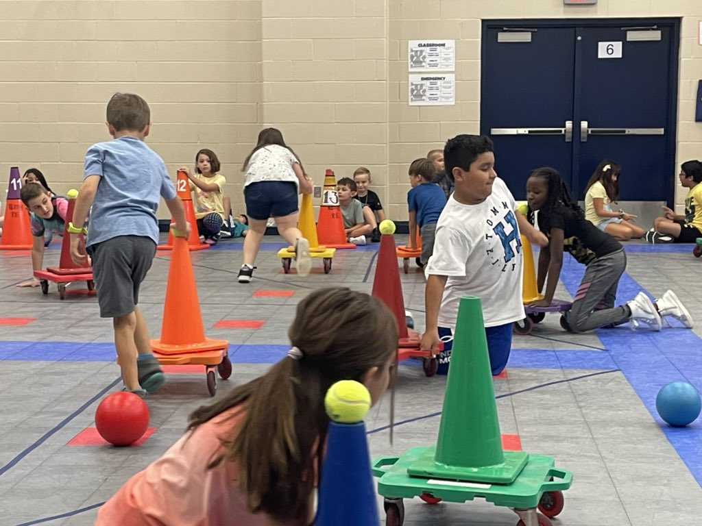 keithelePE's tweet photo. Mario Cart! 3rd grade at Keith #thisiskeith #keithelepe https://t.co/MiPtMgBUQt