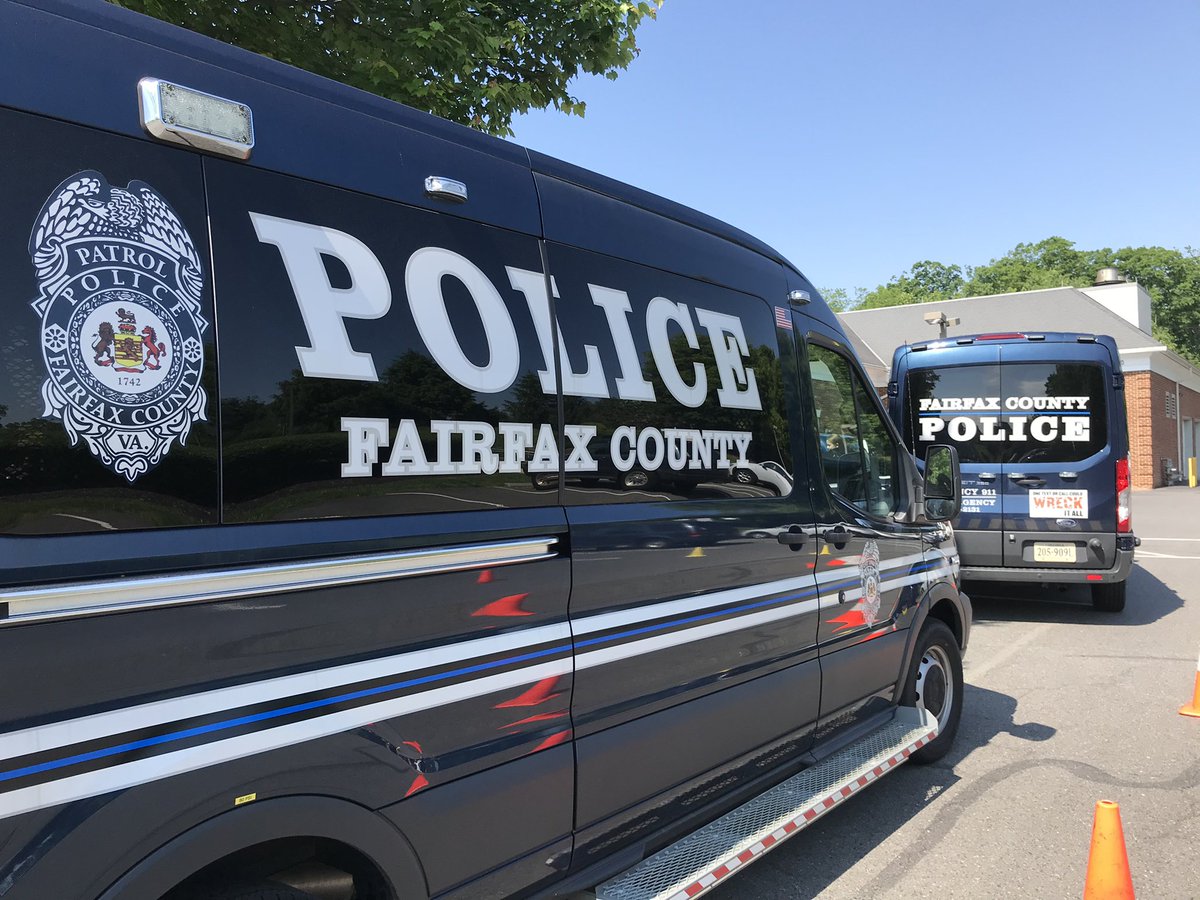 edocarroll's tweet photo. Alert: it’s National Police Woman Day! A big thank you to all the women of The FCPD, past &amp; present. Thank you for your dedicated service in protecting our communities. You rock.  Glad we signed the @30x30initiative pledge. Did your #lawenforcement agency?
#NationalPoliceWomanDay https://t.co/J6azg1Z82F