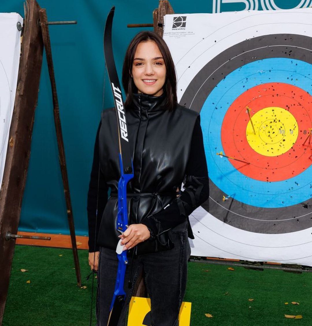 Your Katniss    /   My Katniss