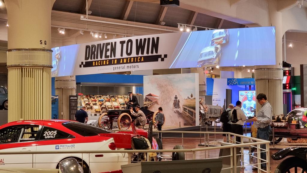 CalvinFisher_ZA's tweet photo. We hit the ground with a visit to the Henry Ford museum only to discover that it holds more than just Ford products: such as JFK's ill-fated Lincoln, Rosa Parks' bus, jet-cars, and even rivals from GM. But what got me was the Americana from diners to MTV
#news24motoring #wheels24 https://t.co/Z5Rvsu7aa8