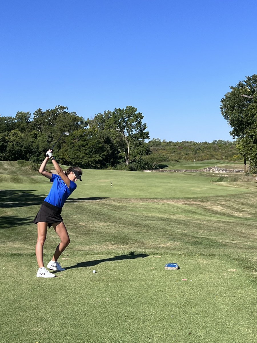 LHSJaysGolf's tweet photo. Libby with a good drive on 17 https://t.co/bkfc1r3BPC