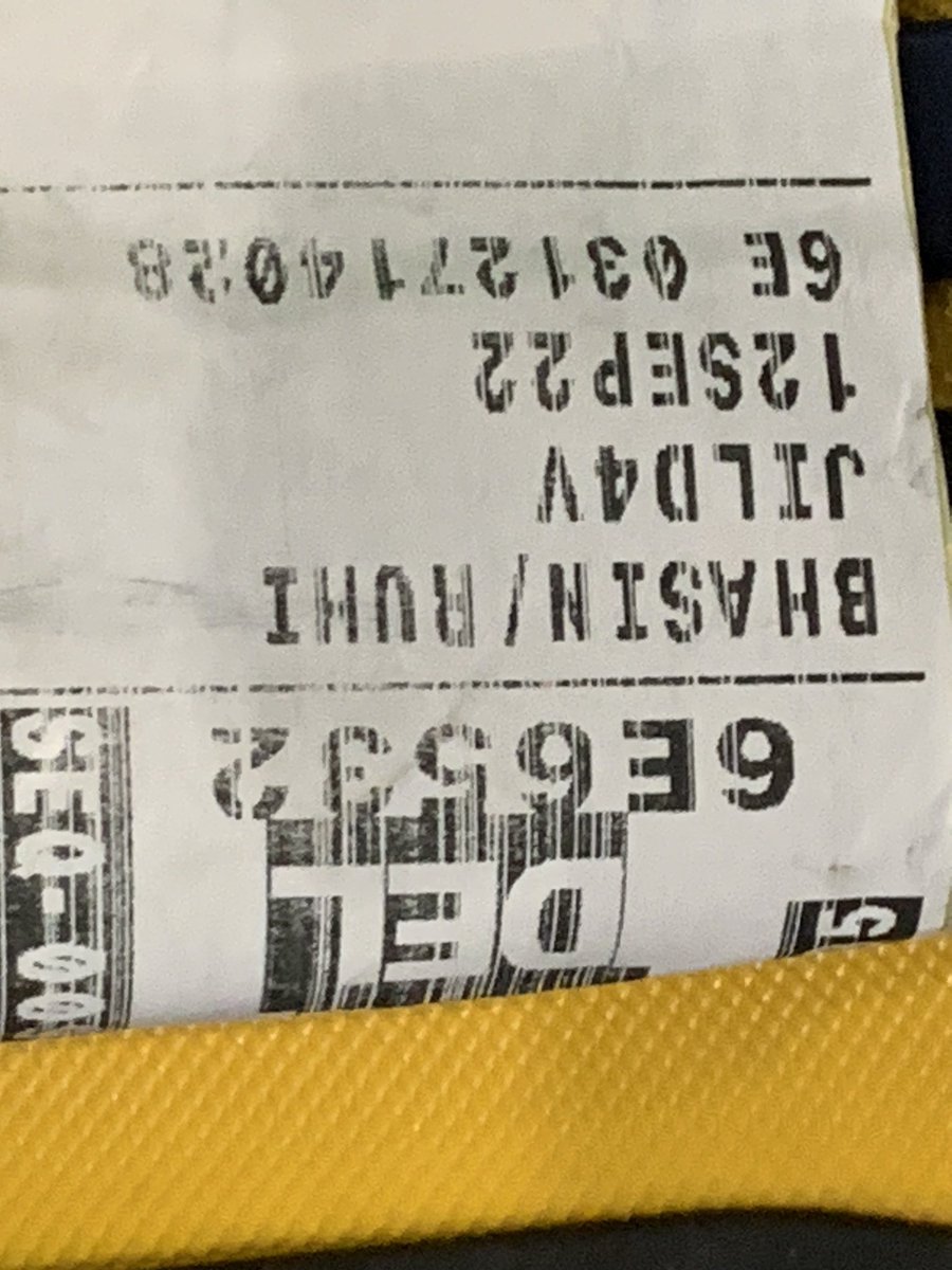 caashishddm's tweet photo. @IndiGo6E my new luggage got dented due to improper handing by indigo staff but there is no one at airport to address the concern.
Who will bear the cost of damage? https://t.co/9dbxGbY0T4
