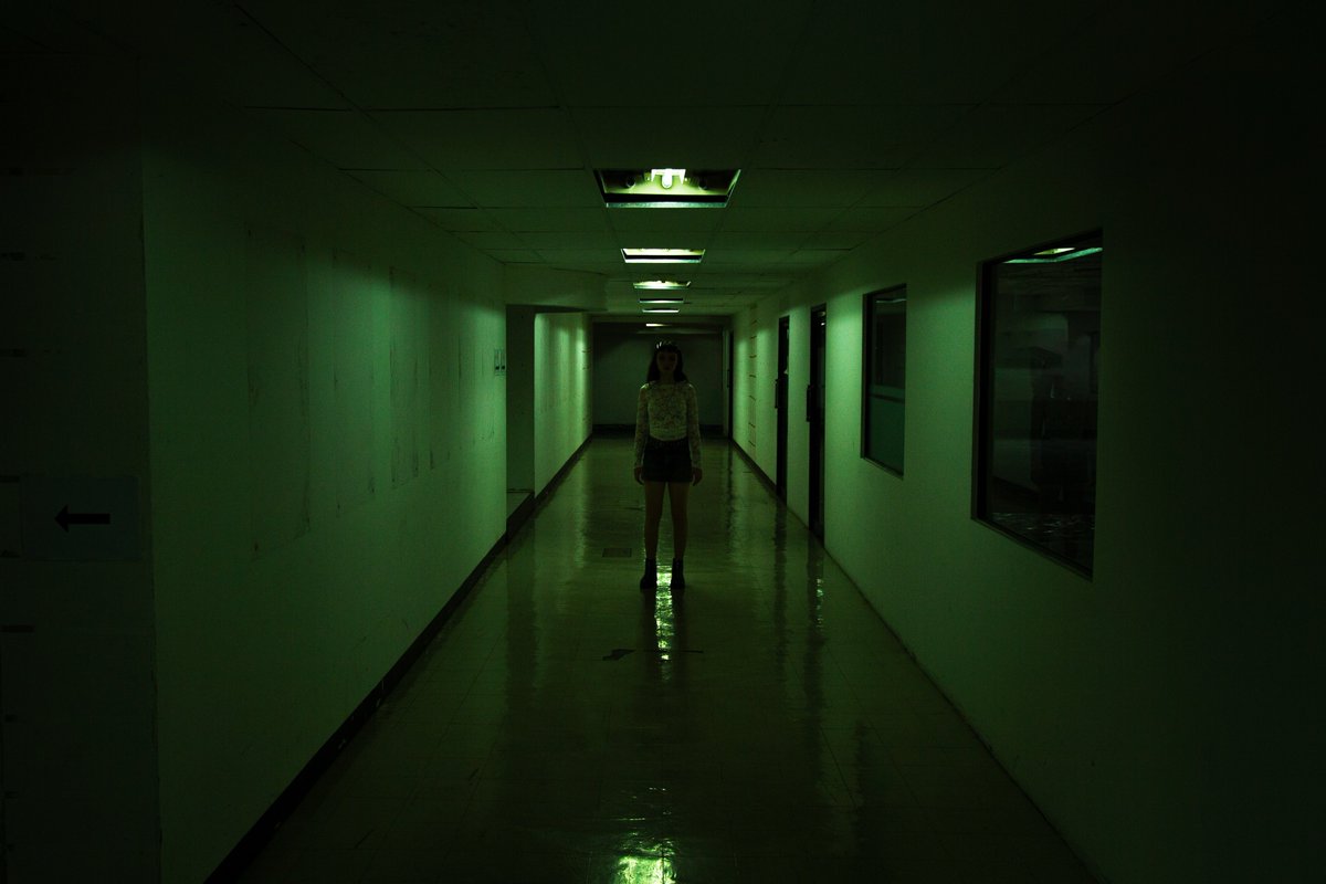 kaihopephoto's tweet photo. inside or outside, i’m still stuck in my head https://t.co/7bSpba7Aiu