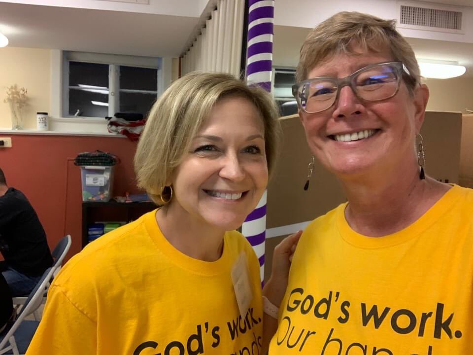 gsluth's tweet photo. We had a great time at God’s Work Our Hands Sunday working on projects for @CarpentrShelter #GoodsForGood &amp; @ReentryAdvocacy. Thanks to all who served! #GWOH22 https://t.co/KXiFZMwBbH