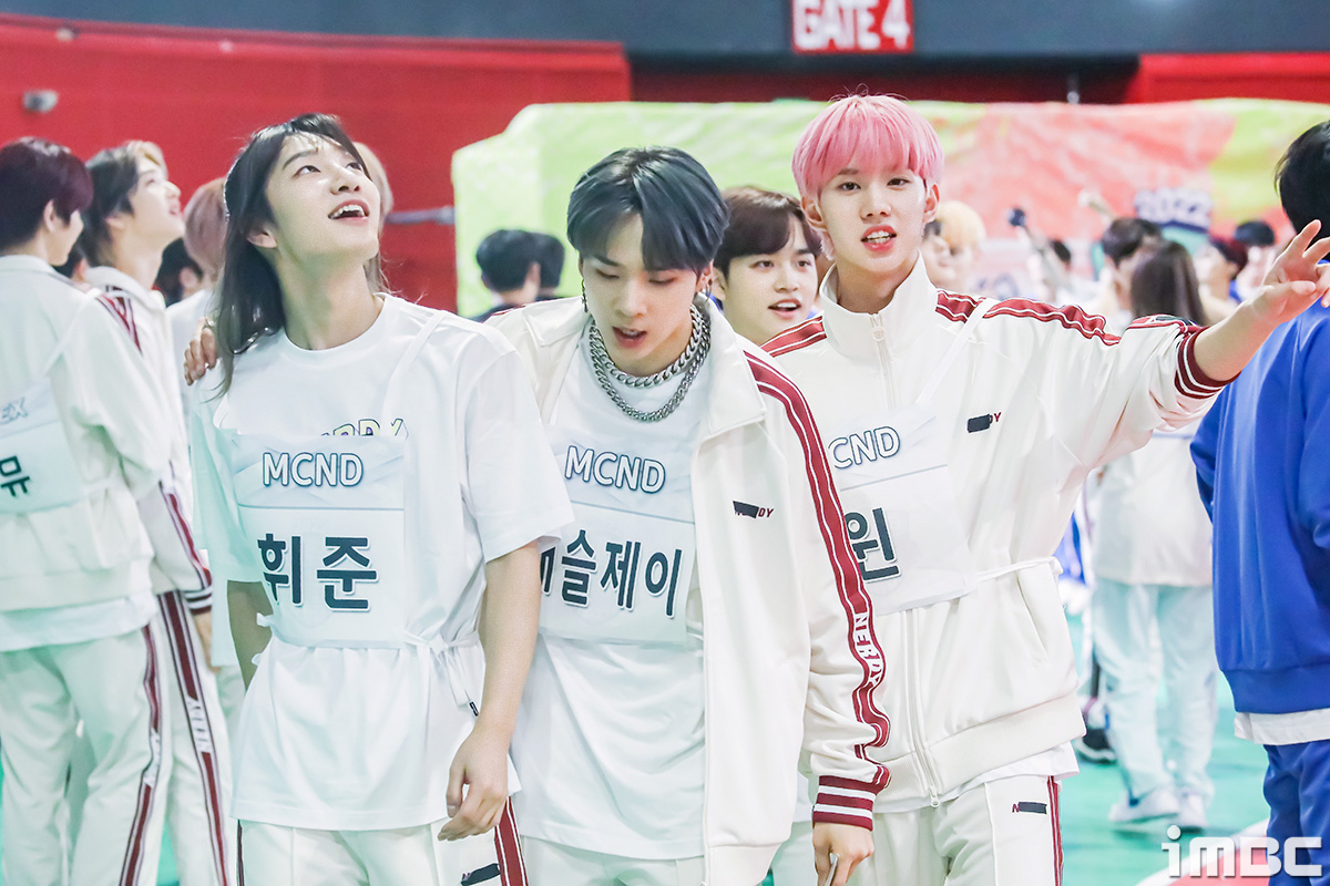 imbcenews's tweet photo. MCND 휘준-캐슬제이-윈, 활보 (아육대 B하인드) #아육대  #MCND #휘준 #캐슬제이 #윈 [직찍]
https://t.co/UemsD8q5Y5 https://t.co/T4CLxPAR4f