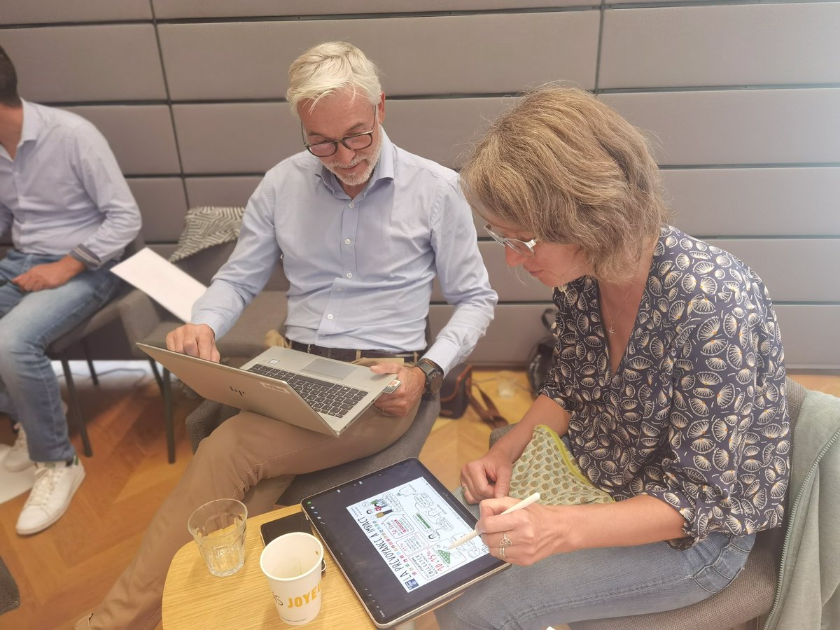 Intra4Good's tweet photo. Place au coaching ! Après l'état des lieux permis par la roue systémique, les #Intrapreneurs4Good se font accompagner pour préparer au mieux les prochaines étapes de leurs projets et lever leurs possibles points de blocage ✅✨ https://t.co/osT5Mxsd7d