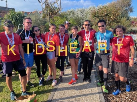 CHU_Lille's tweet photo. Une partie de l’équipe #KidsHeart était présente, ce week-end, au départ du Trail de la Côte d’Opale 👟.
Infirmières, cardiopédiatres, chirurgien cardiaque, cathétériseur, réanimateur et orthophoniste s’étaient donnés rendez vous pour faire la promotion de l’activité physique. https://t.co/fNSDJQebUg