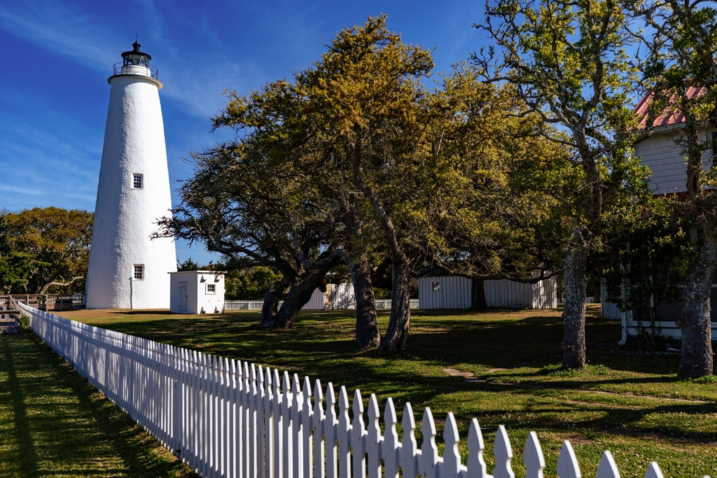 ocracokevillage's tweet photo. Ocracoke Lighthouse 😍
#visitocracokenc #visitnc #ocracoke #outerbanks #obx #nc #northcarolina #nclighthouse #obxlighthouse https://t.co/DxzlEltJyc