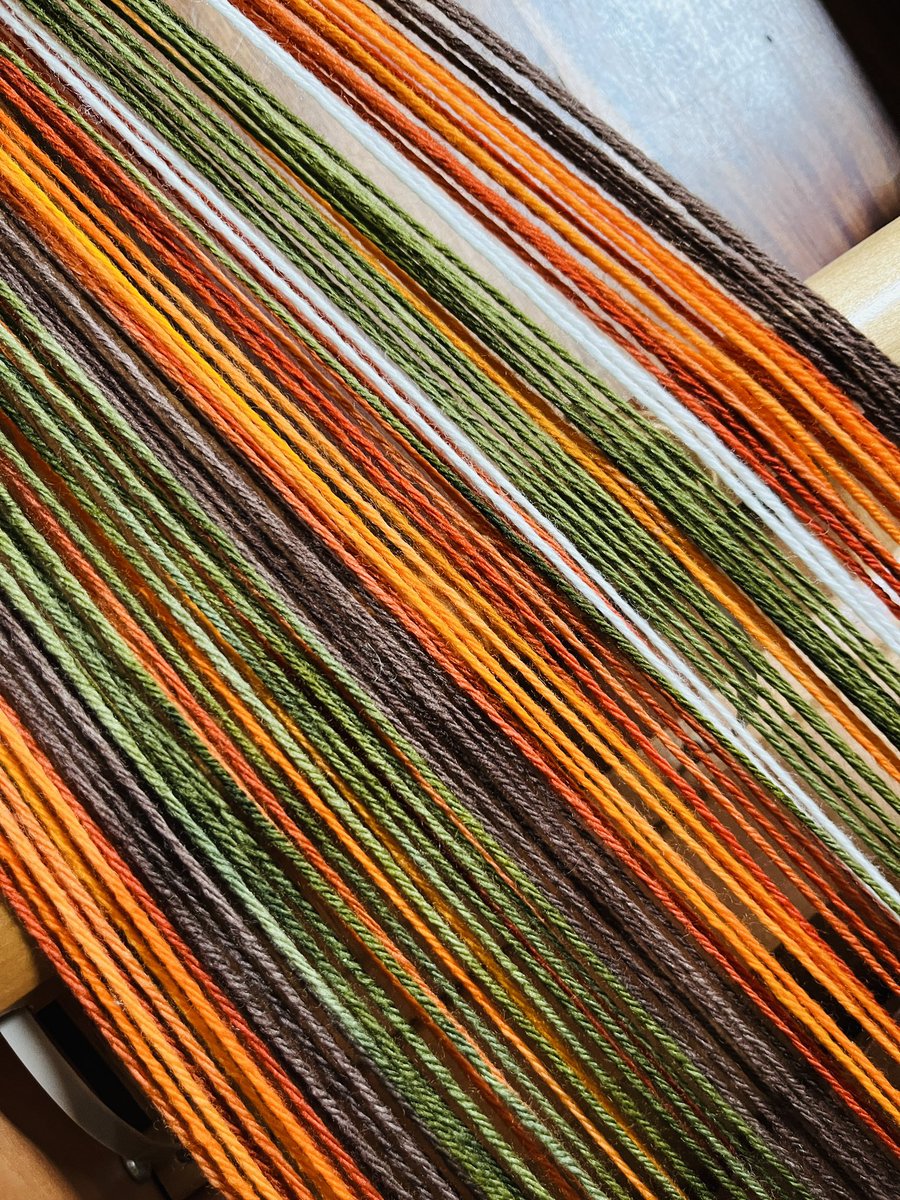 Justtextiles's tweet photo. You may have seen these shades after I hand-dyed them. I’ve finally got them onto the loom and look forward to showing you the fabric as it forms.
https://t.co/ZAgRzUrgYm
#britishwool #handwoven #handdyed #traditonalcraft https://t.co/XBmP2U2BJ5