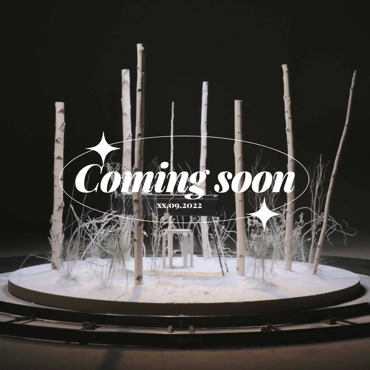 ㅤㅤ

ㅤㅤ ㅤㅤ — : 𝐂𝐎𝐌𝐈𝐍𝐆 𝐒𝐎𝐎𝐍.
ㅤㅤ ㅤㅤ 
❝ I will never forget the 𝙢𝙖𝙜𝙞𝙘 i felt the first time we met, and then you hear 𝙢𝙮 𝙫𝙤𝙞𝙘𝙚, 𝙢𝙮 𝙨𝙤𝙣𝙜. ❞

ㅤㅤ ㅤ ㅤㅤ ㅤXX. 09. 2022 : —

ㅤㅤ