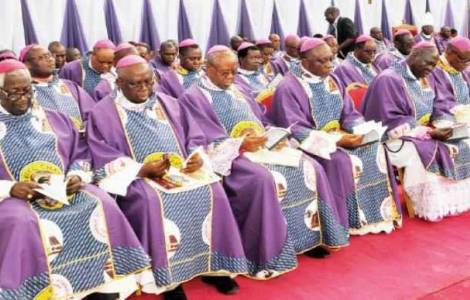 AFRICA/NIGERIA - President of the Bishops' Conference: 'We are passing through the darkest chapter of our history' dlvr.it/SY9z5T