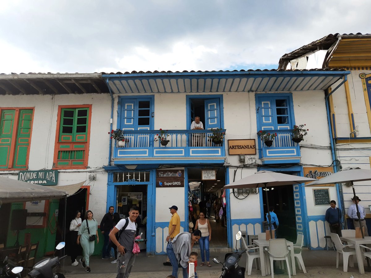 RuthMillington1's tweet photo. Beautiful Salento. Coffee plantations, trout farming & tourism keep this place alive & local transport is by WWII Willy jeeps!
#colombia #coffee #travel #solotravel #backpacking
#adventuretravel #explore #traveldiaries #Solento https://t.co/YuiXDdwzmt